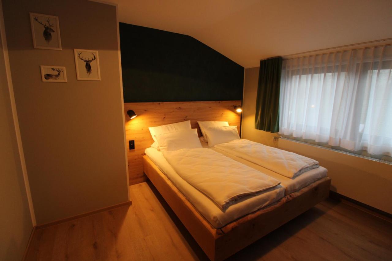 Der Hirsch Hotel Monschau Bagian luar foto